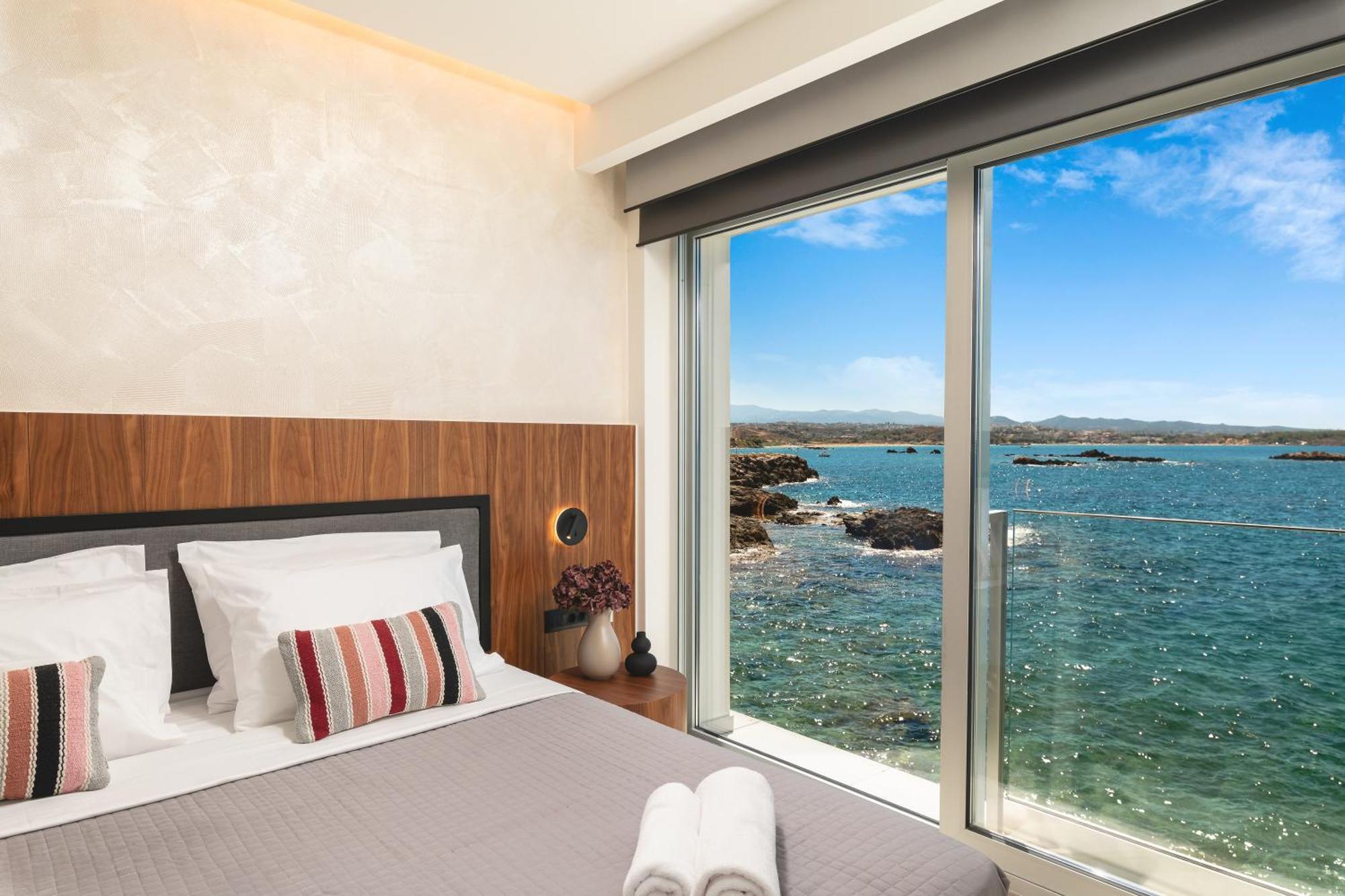 Elia Sea Suites Ханя Екстериор снимка