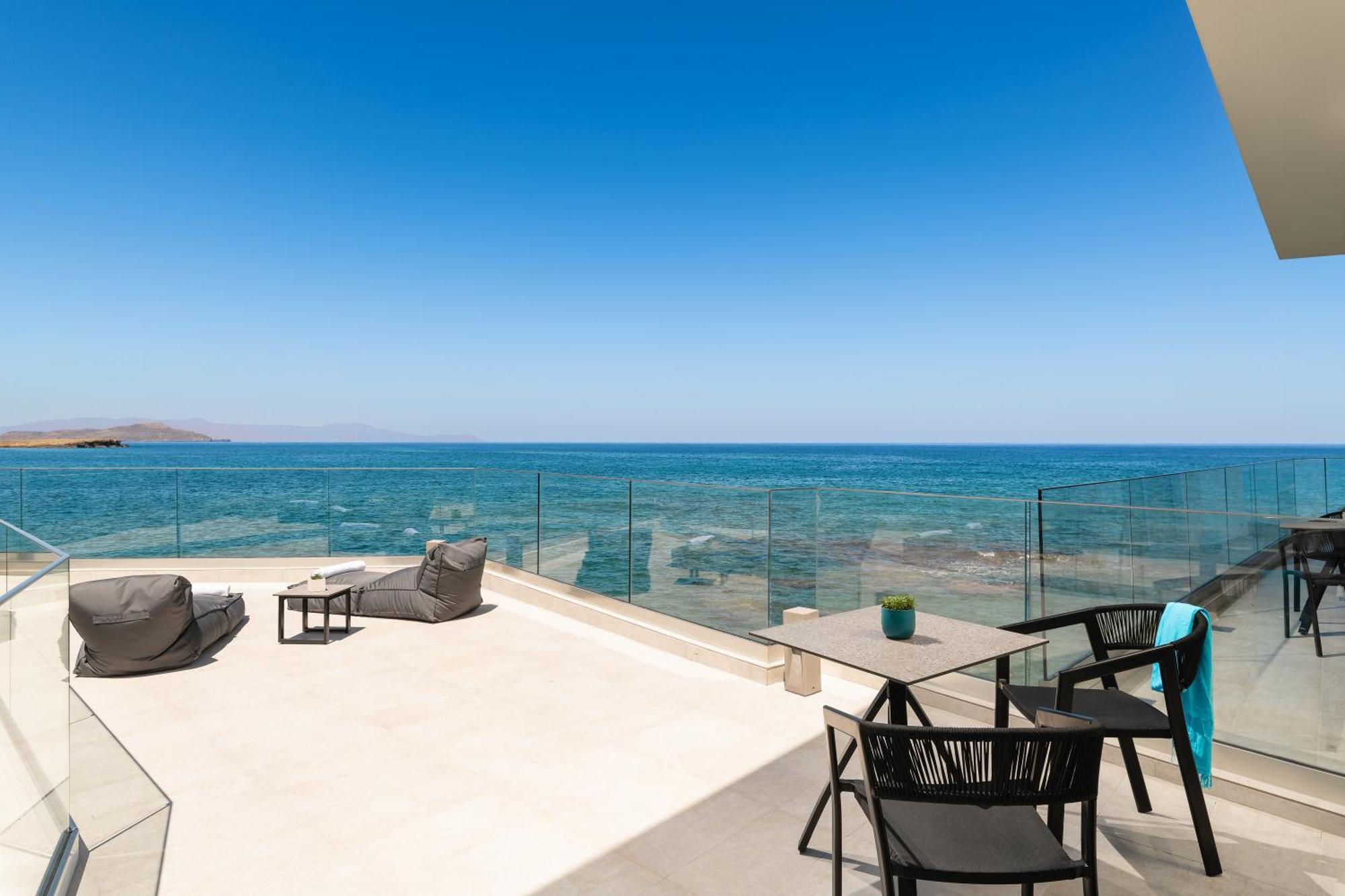 Elia Sea Suites Ханя Екстериор снимка