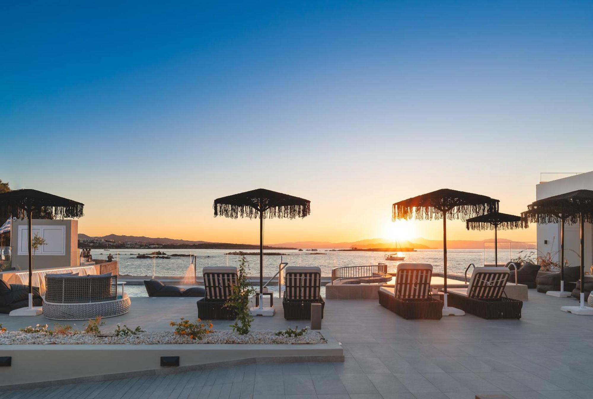 Elia Sea Suites Ханя Екстериор снимка