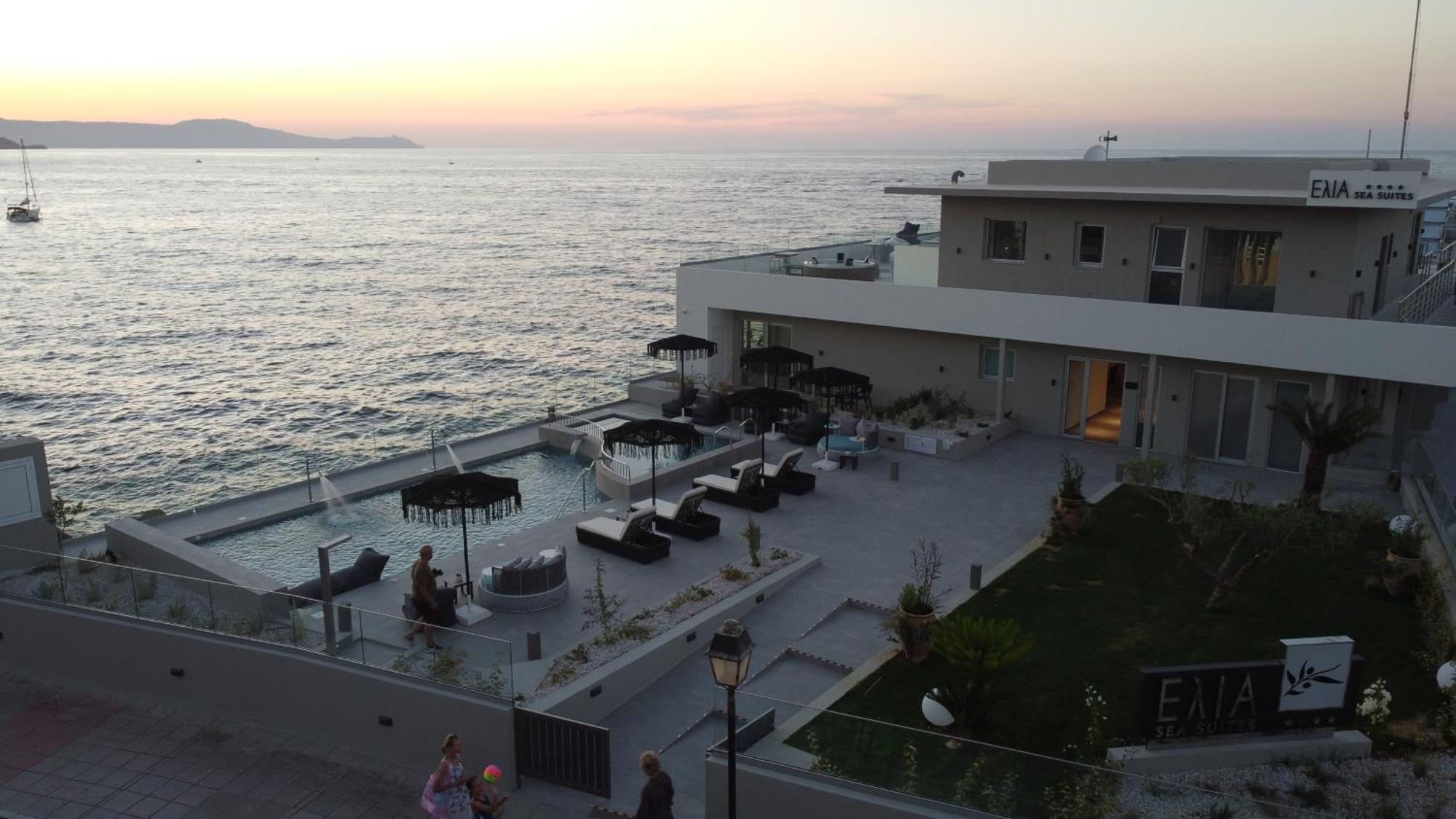 Elia Sea Suites Ханя Екстериор снимка