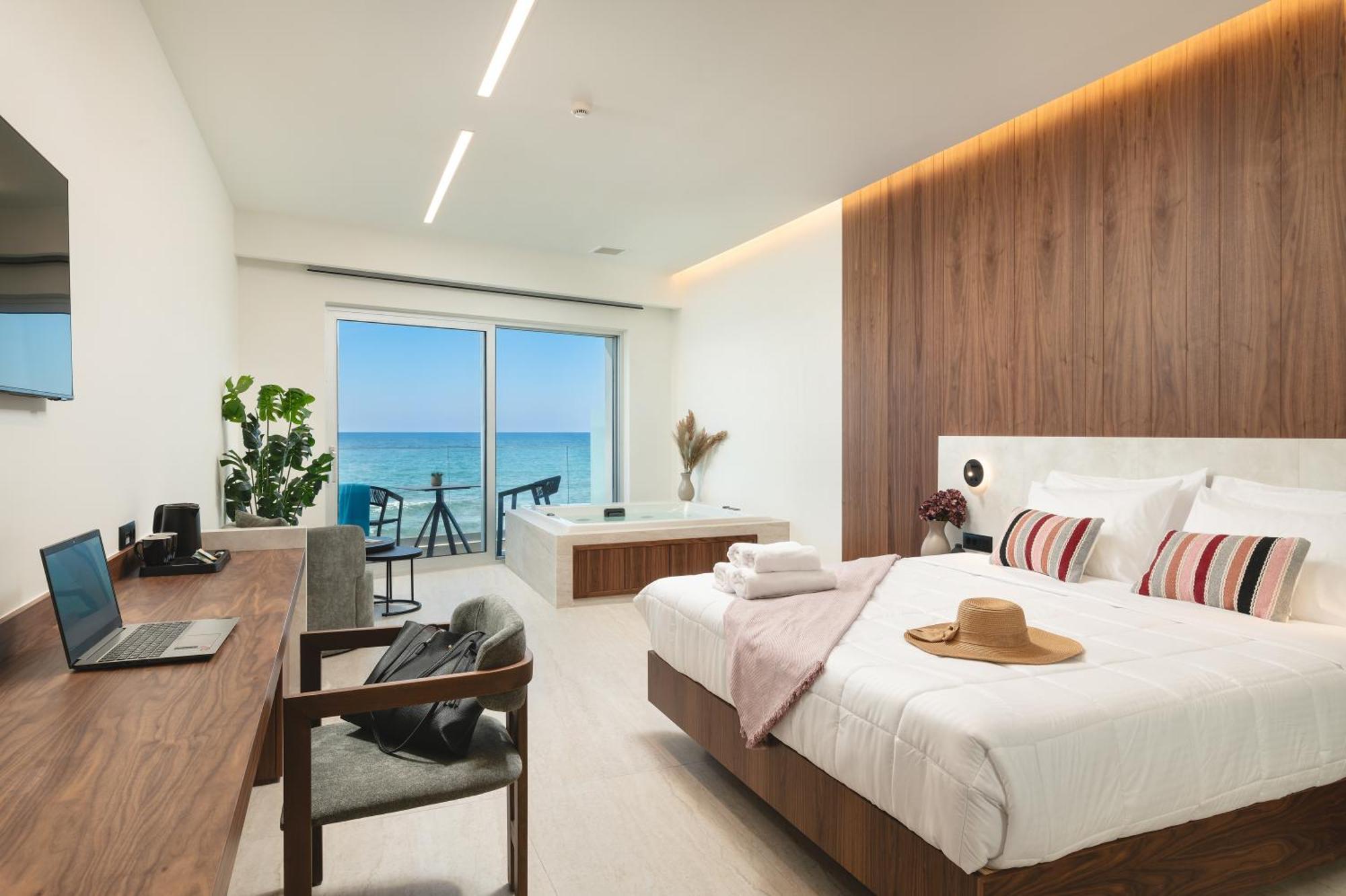 Elia Sea Suites Ханя Екстериор снимка