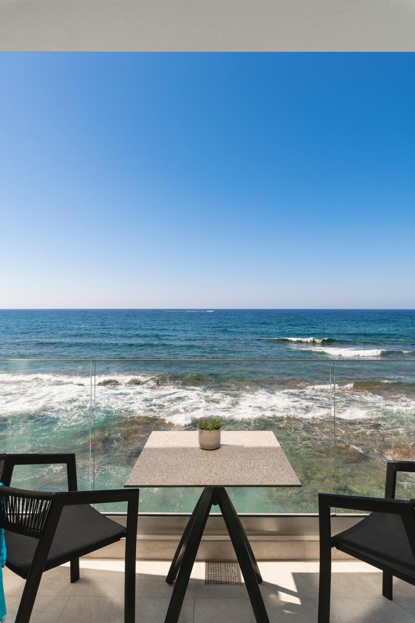 Elia Sea Suites Ханя Екстериор снимка